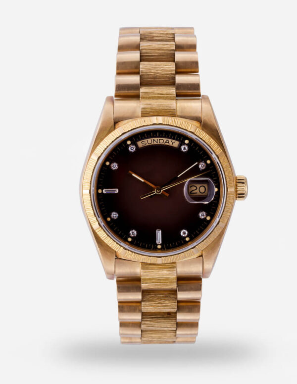 Golden Strap Analogue Watch